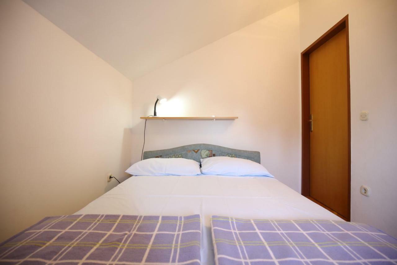 Apartments Paleka Petrcane Luaran gambar