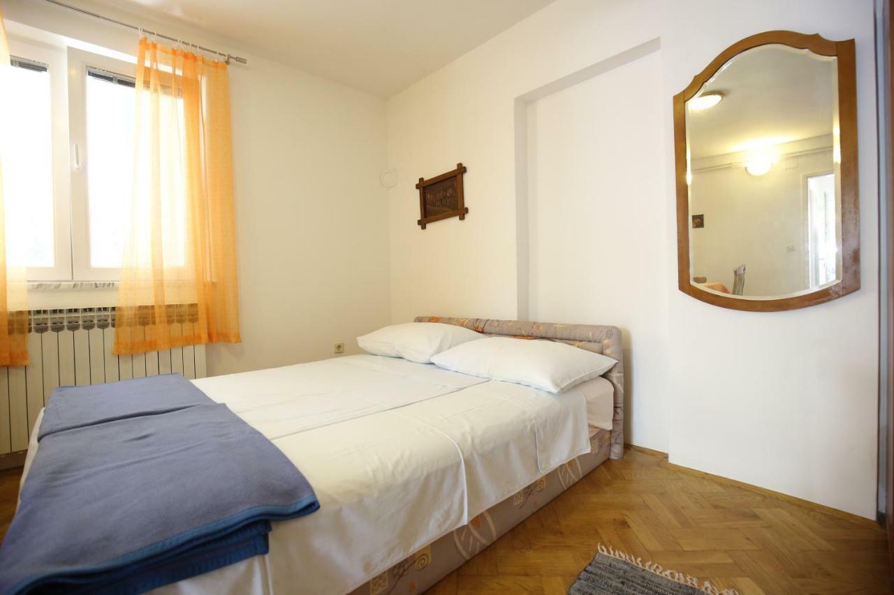 Apartments Paleka Petrcane Luaran gambar